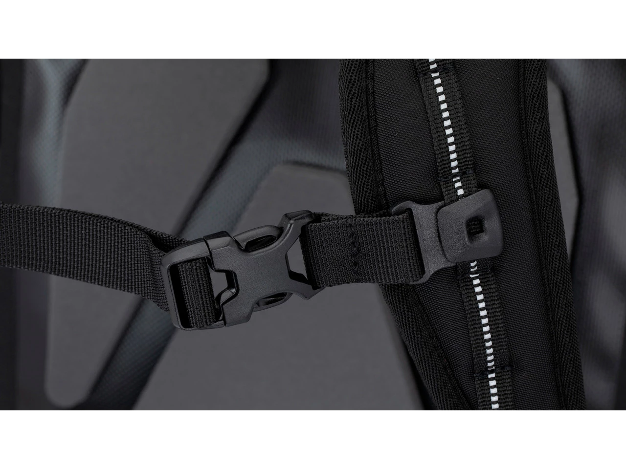 Ortlieb Velocity 23 L Rucksack 8 Ortlieb Velocity 23 L Rucksack - Image 6