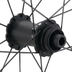 ZIPP 858 NSW Carbon Tubeless Disc Center Lock Laufradsatz Modell 2023 -Fahrräder Verkäufe 461869
