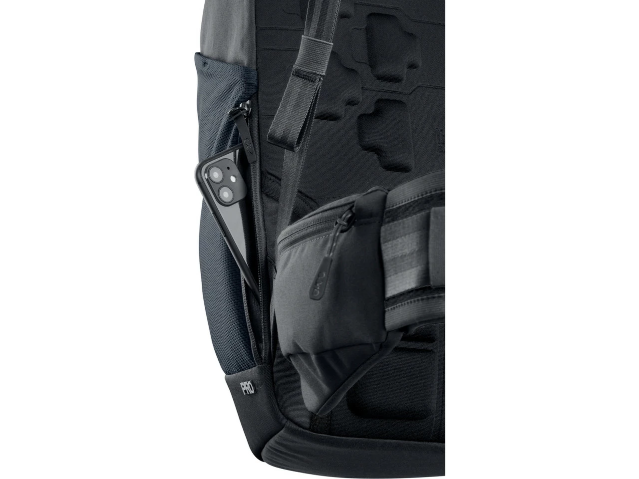 Evoc Commute Pro 22 Protektorenrucksack 8 Evoc Commute Pro 22 Protektorenrucksack - Image 6